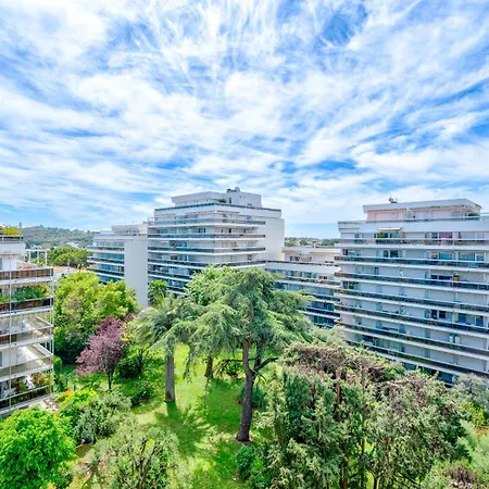 Апартаменти Appartement, Proche Mer, Piscine, Climatisation Антіб
