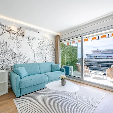 Appartement, Proche Mer, Piscine, Climatisation Апартаменти